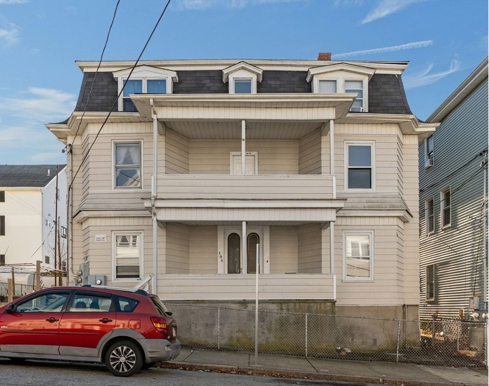 105 Park Street, Fall River, MA 02721